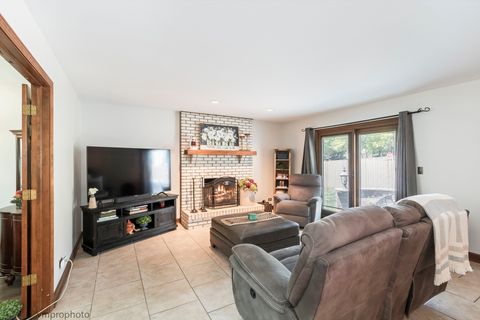 Tiny photo for 3780 Anjou Lane, Hoffman Estates, IL 60192 (MLS # 12637655)