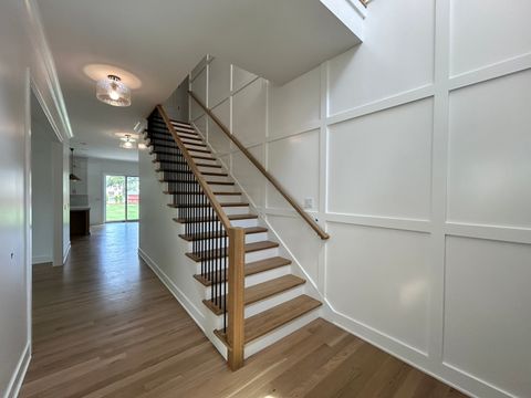 Tiny photo for 444 E Schiller Street, Elmhurst, IL 60126 (MLS # 12513475)