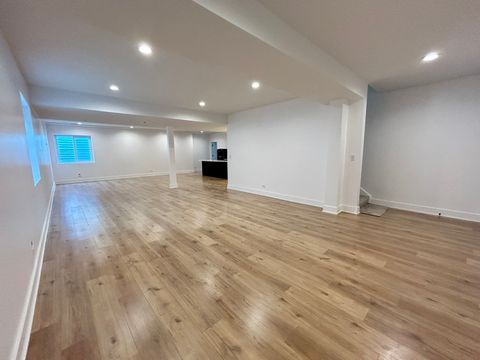 Tiny photo for 444 E Schiller Street, Elmhurst, IL 60126 (MLS # 12513475)