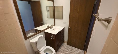 Tiny photo for 660 Cumberland Trail #BB2, Roselle, IL 60172 (MLS # 12535909)