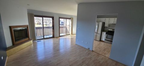 Tiny photo for 660 Cumberland Trail #BB2, Roselle, IL 60172 (MLS # 12535909)