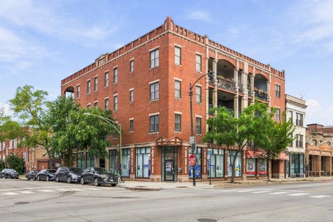 Photo of 803 N Campbell Avenue #1A, Chicago, IL 60622 (MLS # 12744559)