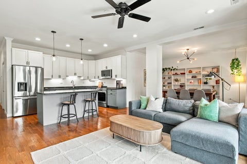 Tiny photo for 803 N Campbell Avenue #1A, Chicago, IL 60622 (MLS # 12744559)