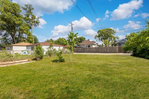 Tiny photo for 8022 42nd Street, Lyons, IL 60534 (MLS # 12755398)