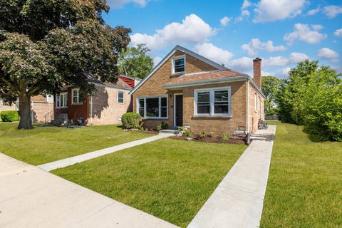 Tiny photo for 8022 42nd Street, Lyons, IL 60534 (MLS # 12755398)