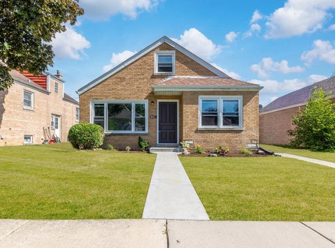 Photo of 8022 42nd Street, Lyons, IL 60534 (MLS # 12755398)