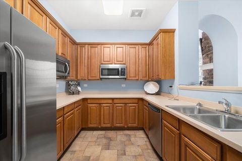 Tiny photo for 1125 Hawk Hollow Drive, Yorkville, IL 60560 (MLS # 12620275)