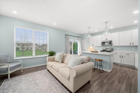 Tiny photo for 1125 Hawk Hollow Drive, Yorkville, IL 60560 (MLS # 12620275)