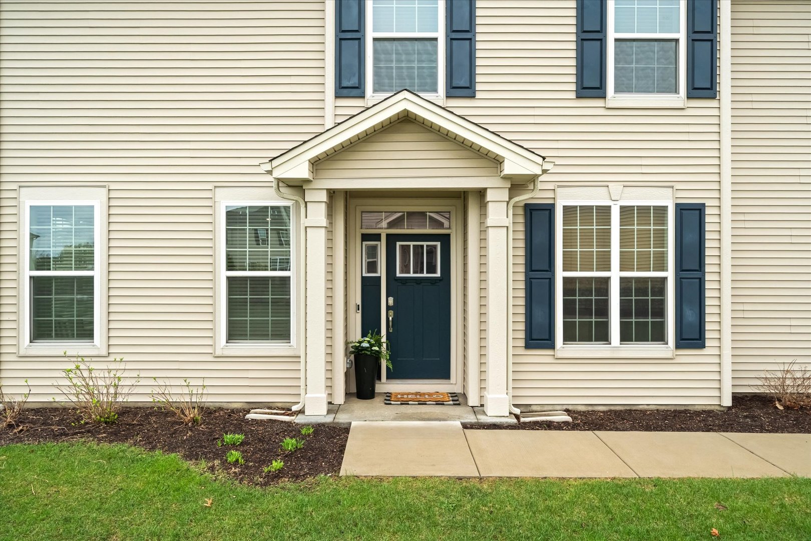 1125 Hawk Hollow Drive