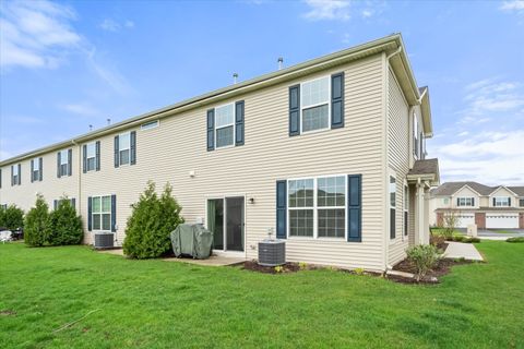 Tiny photo for 1125 Hawk Hollow Drive, Yorkville, IL 60560 (MLS # 12620275)