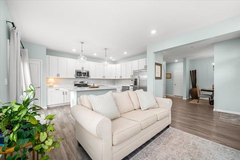 Tiny photo for 1125 Hawk Hollow Drive, Yorkville, IL 60560 (MLS # 12620275)