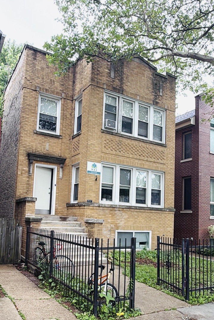 Photo 1 of 2 — 4742 N Kewanee Avenue, Chicago, IL 60630