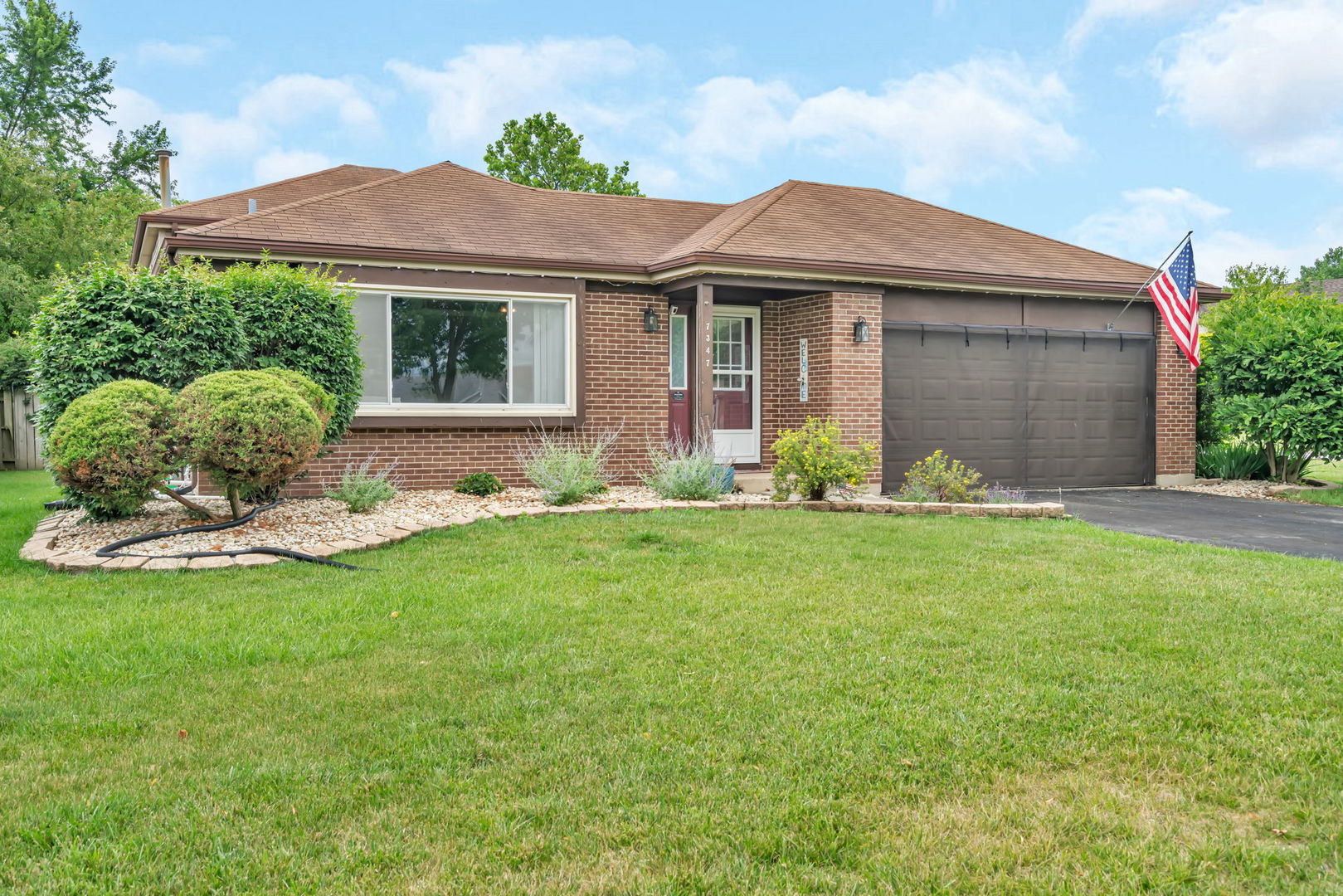 7347 W Benton Drive
