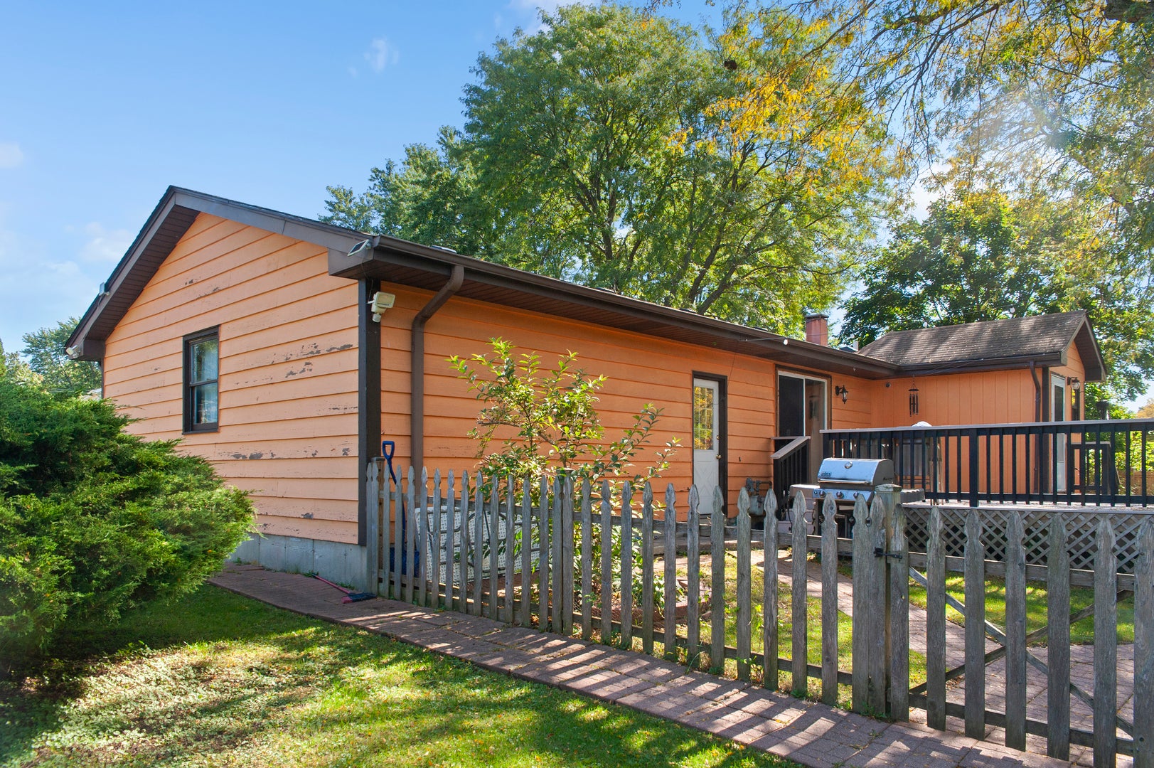 4259 LAKE PARK Avenue