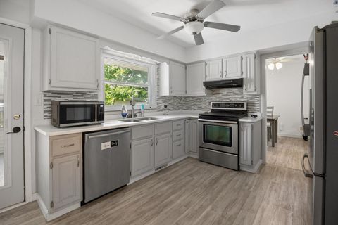 Tiny photo for 26 Skyview Drive, Springfield, IL 62702 (MLS # 12692881)