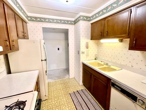Tiny photo for 1052 Mill Street #110, Naperville, IL 60540 (MLS # 12629170)