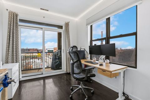 Tiny photo for 1735 W Lawrence Avenue #3W, Chicago, IL 60640 (MLS # 12599576)