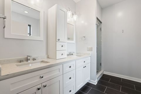 Tiny photo for 1735 W Lawrence Avenue #3W, Chicago, IL 60640 (MLS # 12599576)