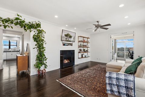 Tiny photo for 1735 W Lawrence Avenue #3W, Chicago, IL 60640 (MLS # 12599576)