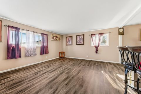 Tiny photo for 208 S Pinecrest Road, Bolingbrook, IL 60440 (MLS # 12493031)