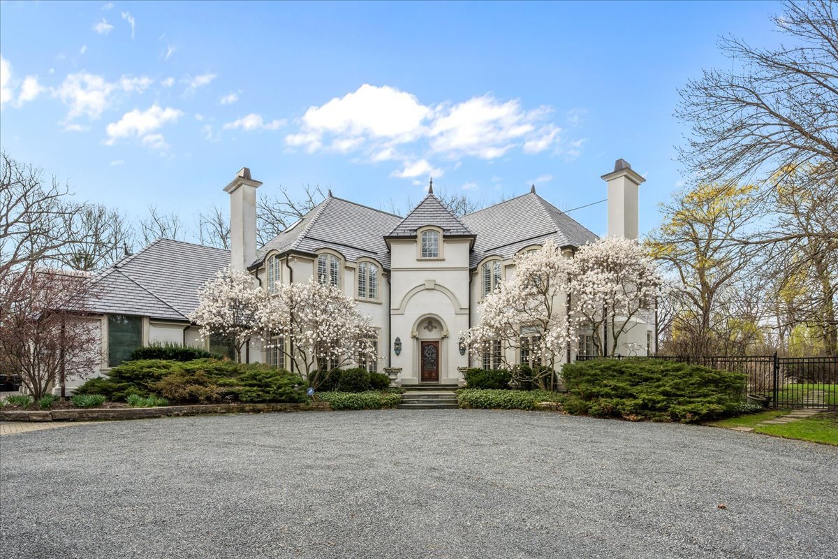 1315 Abington Cambs Drive