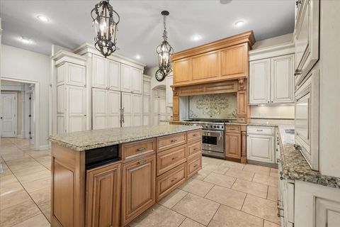 Tiny photo for 1315 Abington Cambs Drive, Lake Forest, IL 60045 (MLS # 12628912)