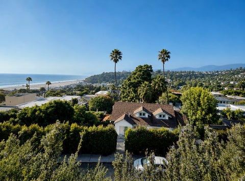 Photo of 207 Ocean Avenue, Santa Monica, CA 90402 (MLS # 12766661)