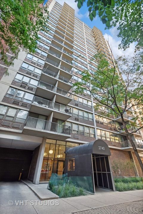 Photo of 2740 N Pine Grove Avenue N #6B, Chicago, IL 60614 (MLS # 12582201)