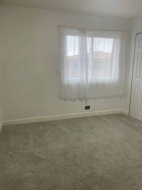 Tiny photo for 4921 W 109th Street #304, Oak Lawn, IL 60453 (MLS # 12592105)