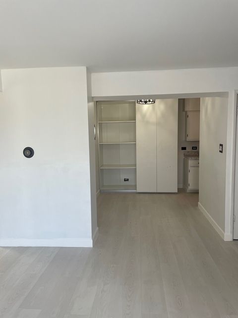 Tiny photo for 4921 W 109th Street #304, Oak Lawn, IL 60453 (MLS # 12592105)