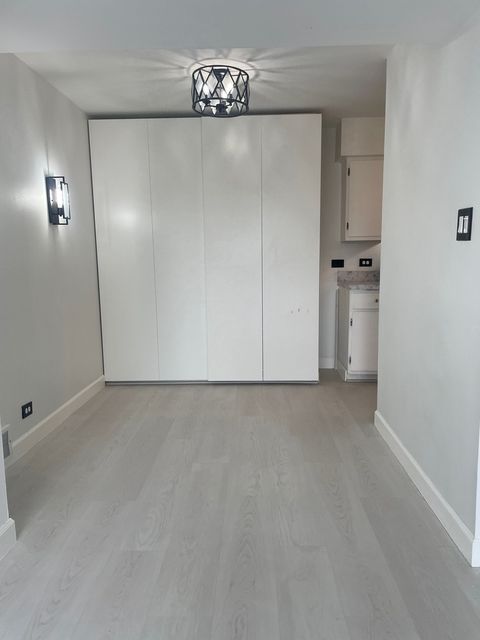 Tiny photo for 4921 W 109th Street #304, Oak Lawn, IL 60453 (MLS # 12592105)