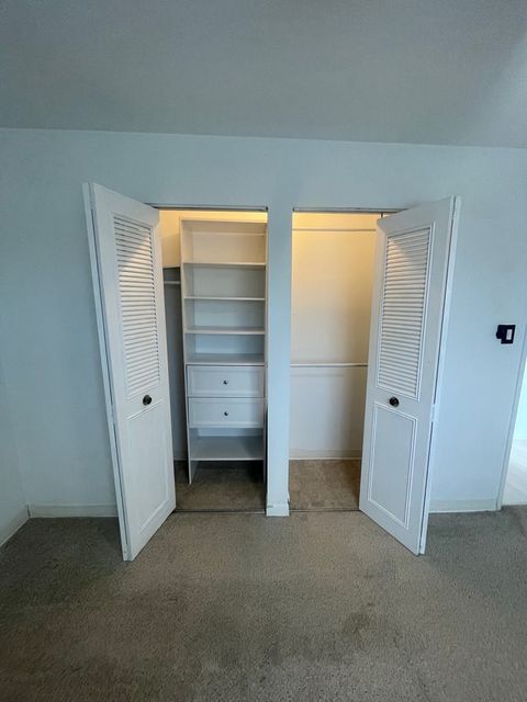 Tiny photo for 4921 W 109th Street #304, Oak Lawn, IL 60453 (MLS # 12592105)