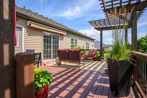 Tiny photo for 2611 Piney Run, Bloomington, IL 61705 (MLS # 12494655)