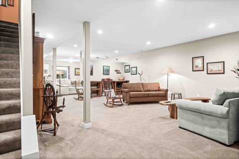 Tiny photo for 2611 Piney Run, Bloomington, IL 61705 (MLS # 12494655)