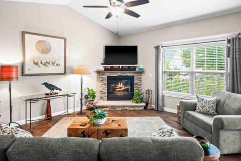 Tiny photo for 2611 Piney Run, Bloomington, IL 61705 (MLS # 12494655)