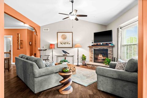 Tiny photo for 2611 Piney Run, Bloomington, IL 61705 (MLS # 12494655)