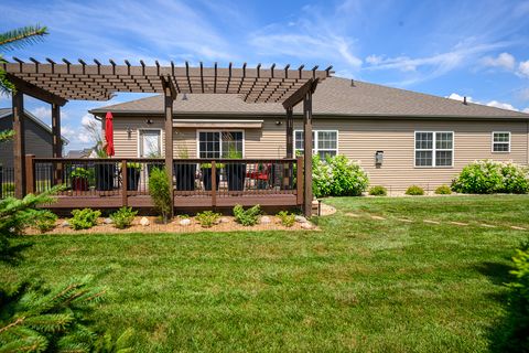 Tiny photo for 2611 Piney Run, Bloomington, IL 61705 (MLS # 12494655)