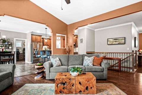 Tiny photo for 2611 Piney Run, Bloomington, IL 61705 (MLS # 12494655)