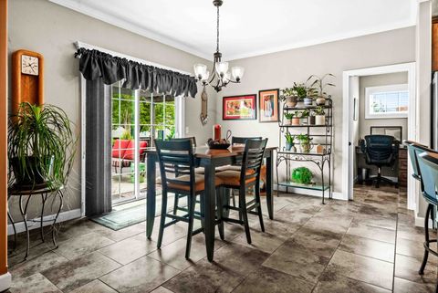 Tiny photo for 2611 Piney Run, Bloomington, IL 61705 (MLS # 12494655)