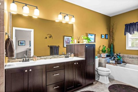 Tiny photo for 2611 Piney Run, Bloomington, IL 61705 (MLS # 12494655)