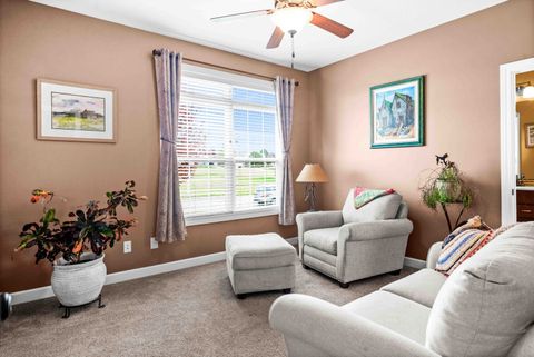 Tiny photo for 2611 Piney Run, Bloomington, IL 61705 (MLS # 12494655)