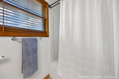 Tiny photo for 163 Meadows Court, Sugar Grove, IL 60554 (MLS # 12737403)