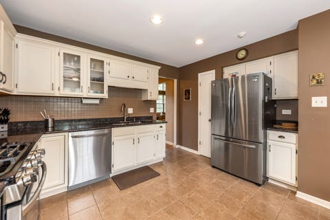 Tiny photo for 2845 Water Tower Lane, Darien, IL 60561 (MLS # 12690099)