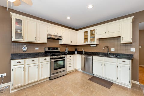 Tiny photo for 2845 Water Tower Lane, Darien, IL 60561 (MLS # 12690099)