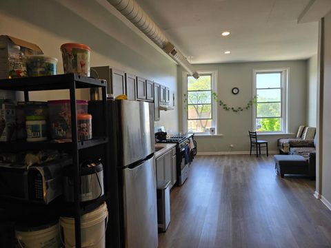 Tiny photo for 4 W Burlington Avenue, La Grange, IL 60525 (MLS # 12382937)