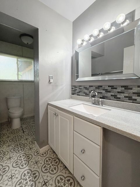 Tiny photo for 1305 S Prairie Avenue, Freeport, IL 61032 (MLS # 12580516)