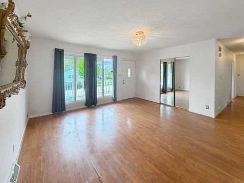 Tiny photo for 1305 S Prairie Avenue, Freeport, IL 61032 (MLS # 12580516)