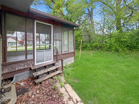 Tiny photo for 1305 S Prairie Avenue, Freeport, IL 61032 (MLS # 12580516)