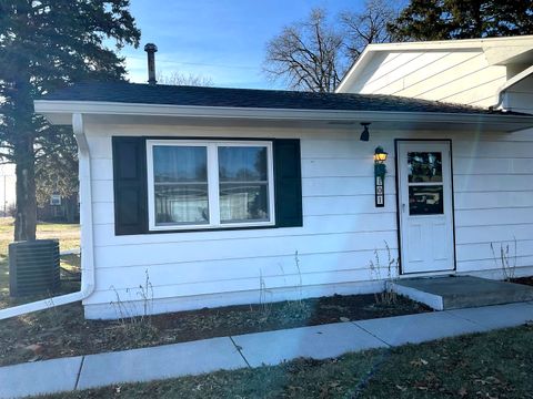 Tiny photo for 101-103 W Sheridan Street, Eldridge, IA 52748 (MLS # 12550354)