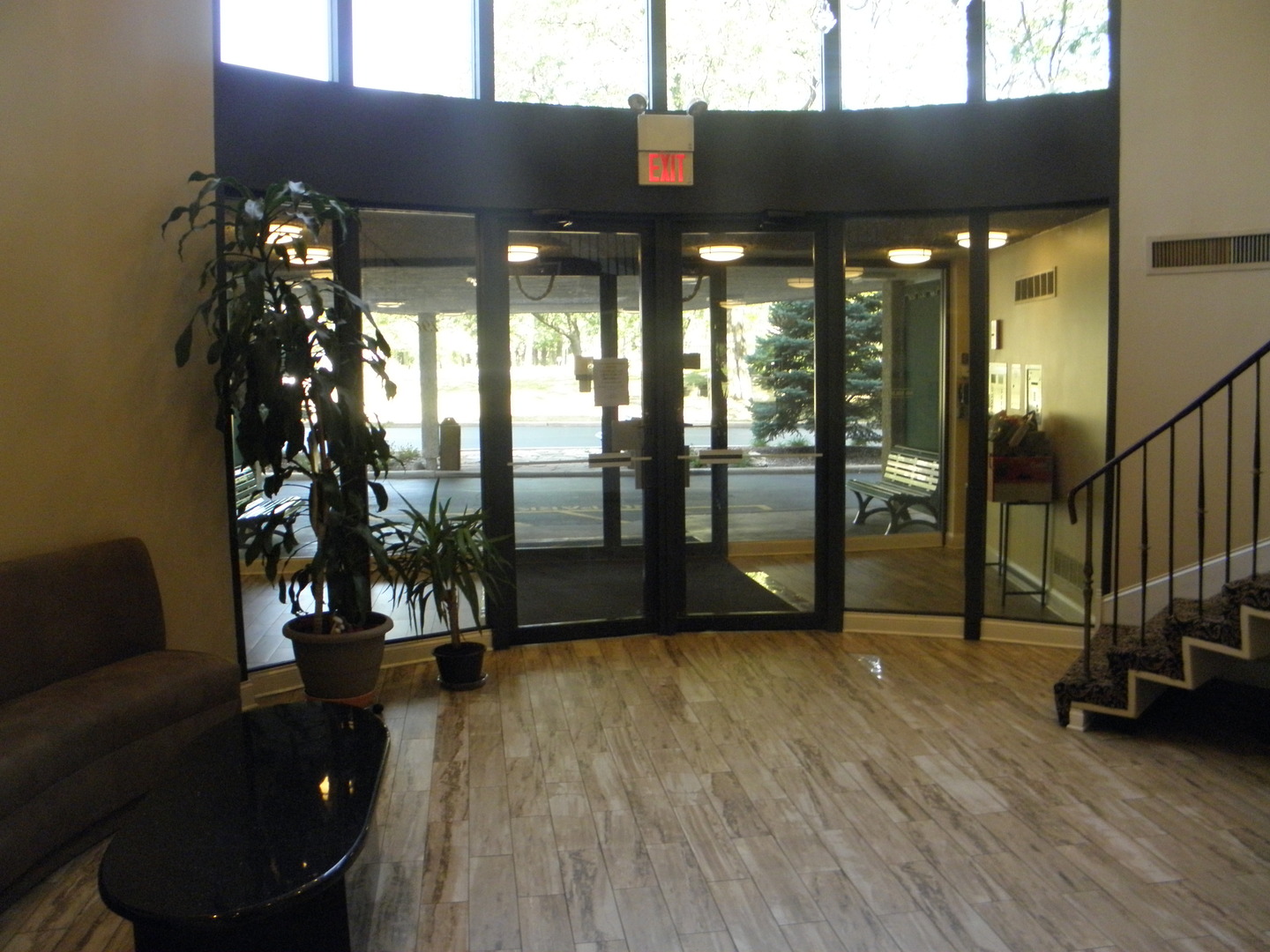 190 S Wood Dale Road 607